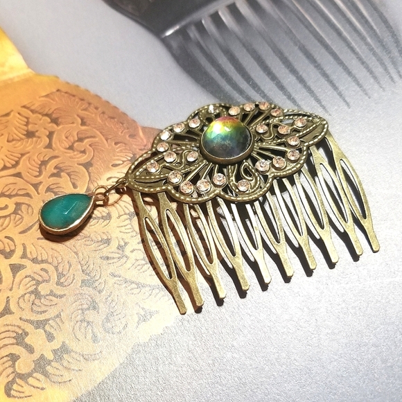 MzMax Creations! "Opulent Grace" OOAK Vintage Encrusted Hair Jewelry - Picture 2 of 6